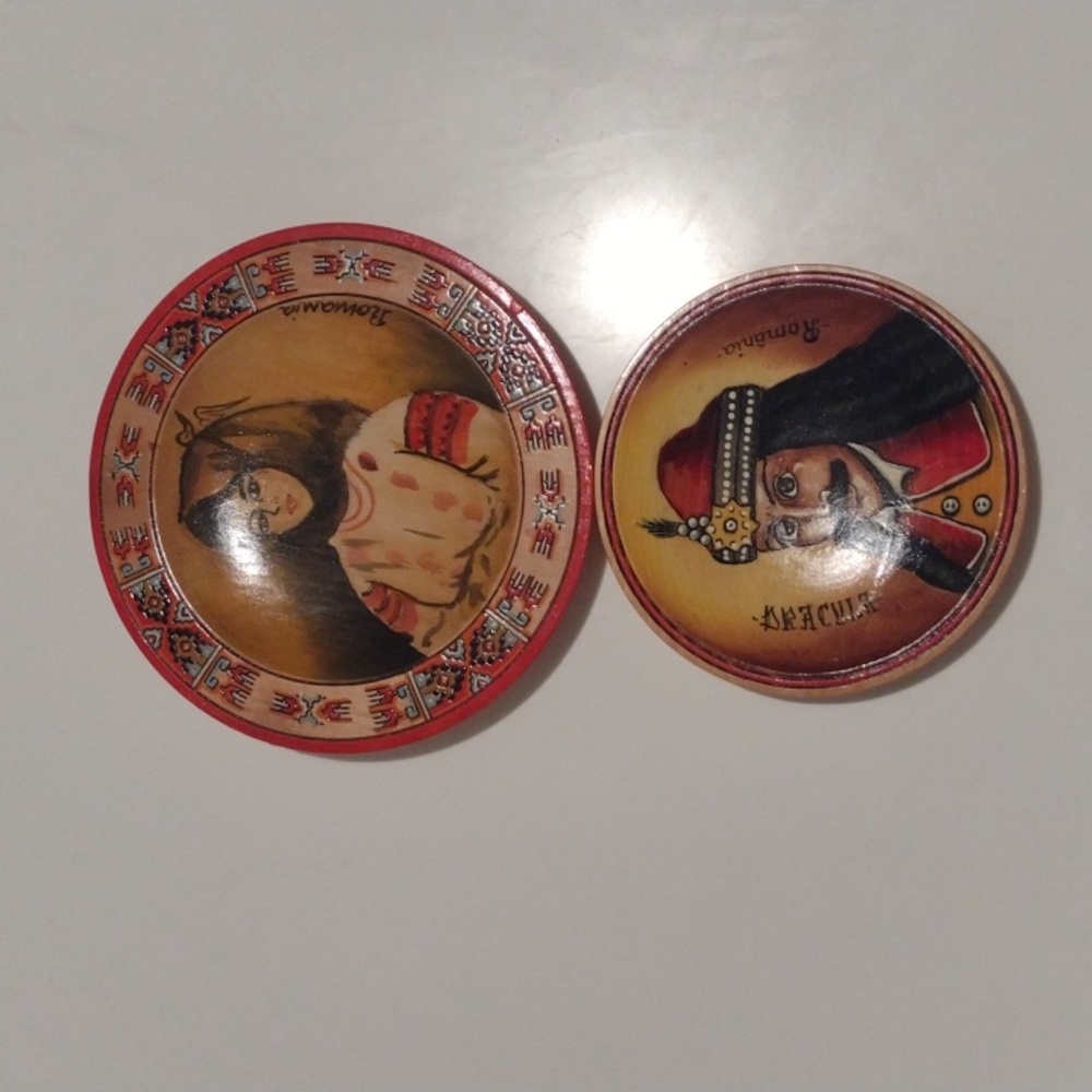 Hand Painted Romanian Romania Wooden Portrait Plates Woman Vlad Dracula Romania
